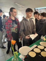 Fotogalerie DofE Pancake Day: Sladká angličtina v naší škole, foto č. 20